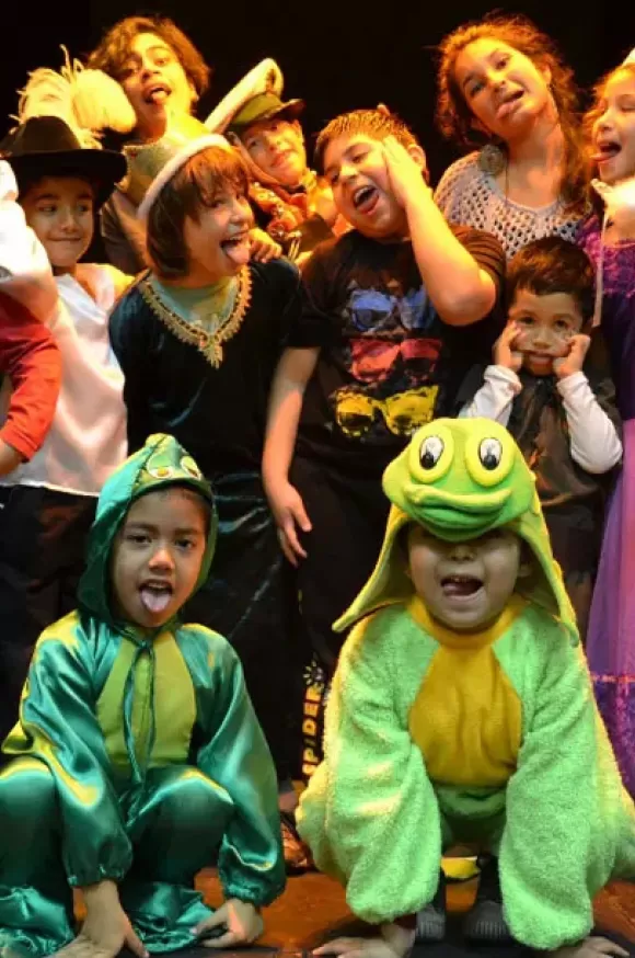 Iniciacio teatre extraescolar Casp