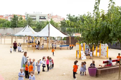 Pati de l'escola de Jesuites Clot