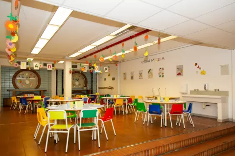 Menjador infantil de l'escola Jesuites Bellvitge