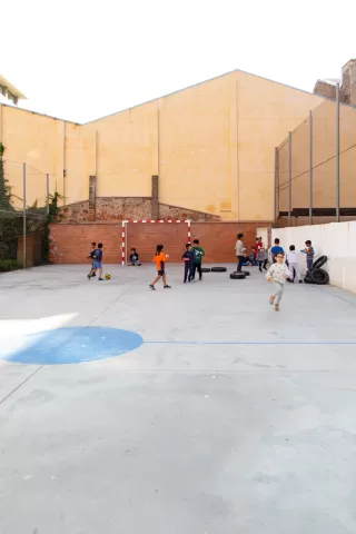 Pati dels alumnes de primaria de l'escola Jesuites Poble-sec