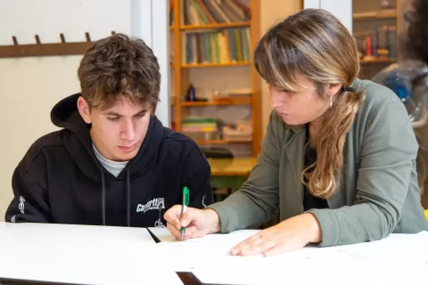 Alumne i docent de l'escola Jesuites Sant Gervasi