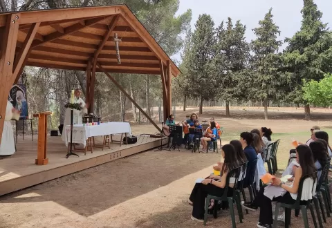 Alumnes de 3r ESO-TQE que van renovar la seva fe el passat 28 de maig en un acte religiós a l'AUla Natura Pare SAlat