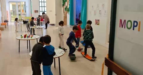 Inauguració del carrer MOPI, l'espai d'infantil redissenyat i amb noves joguines i materials d'aprenentatge, amb la subvenció de l'AFA