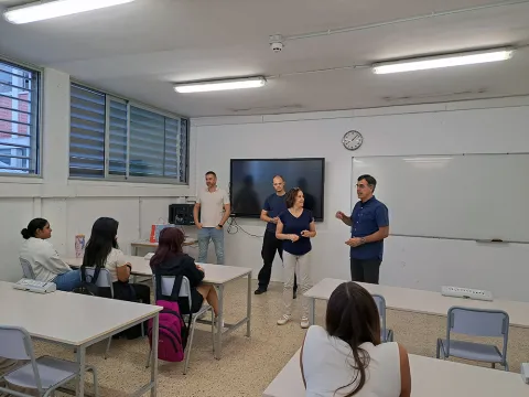 Inici de les classes de l'FP Bàsica