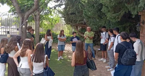 Alumnes de 2n BAT de Jesuïtes Lleida Col·legi Claver en les jornades d'acollida d'inici de curs a la Finca Divina Pastora de Balaguer.