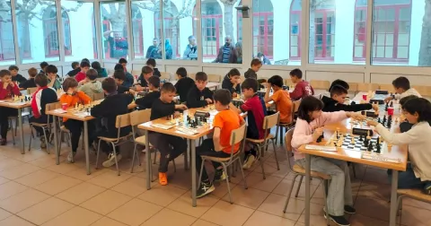 Jornada al Col·legi Claver de la lliga escolar d'escacs ADEJO