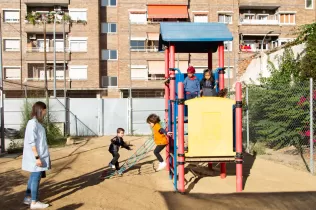 Area d'esbarjo d'infantil de l'escola Jesuites Poble-sec