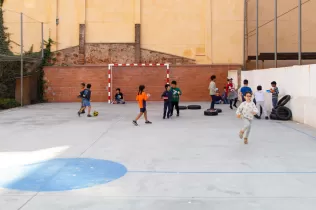 Pati dels alumnes de primaria de l'escola Jesuites Poble-sec