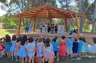 Celebració de la graduació de P5 dels infants del MOPI en l'últim dia de curs 2022-23