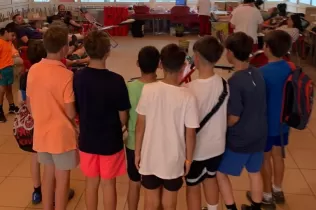 Campanya de donació de sang a la Festa Claver organitzada per l'AMPA en celebració del final del curs 2022-23