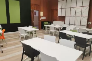 Sala Coworking de Jesuïtes Lleida Col·legi Claver