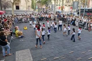 PIN 2_Benvinguts a la nostra ciutat Jesuïtes Sarrià - Sant Ignasi - FM Sarrià