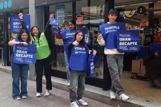 Alumnat de Jesuïtes Bellvitge al Gran Recapte d'Aliments 2023