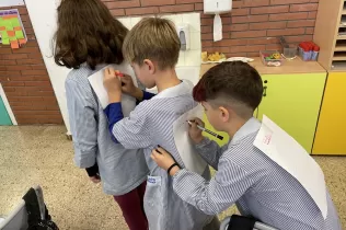 4t de primària de Jesuïtes Bellvitge guanyadors del concurs Sagrada Família