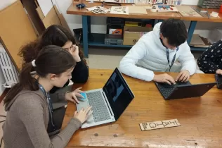 Gaudim al taller FAIG LAB amb alumnat de 3r d'ESO