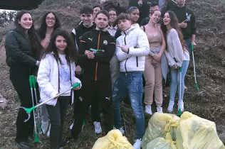 Jornada de recollida de residus al riu Llobregat