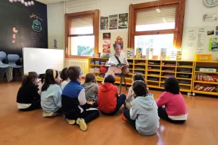 Alumnes de Jesuïtes Lleida compartint activitats amb persones dela gran Edat del Centre Geriàtric Lleida - I Feel