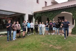 Alumnes de 1r de Batxillerat de l'àmbit tecnològic de Jesuïtes Lleida en la primera sessió del taller del programa del COAC "Arquitectura a les Aules"