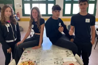 Alumnes de 3r ESO-TQE en el concurs Masterchef del projecte Oído Cocina