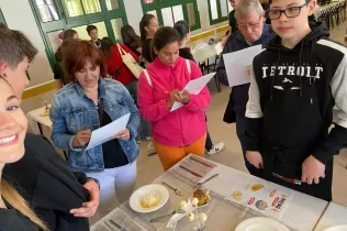 Alumnes de 3r ESO-TQE en el concurs Masterchef del projecte Oído Cocina