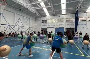 Quinzena de l'activitat física organitzada per l'alumnat d'Ensenyament i Animació Socioesportiva de Jesuïtes Bellvitge