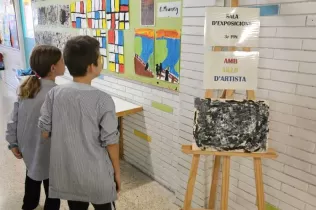 L'alumnat de 3r primària explora l’univers creatiu d’artistes icònics.
