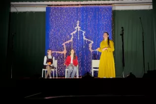 Alumnes de 4t ESO-TQE de l'assignatura de teatre a la Trobada d'Arts Escèniques i Música d'EDUCSI.