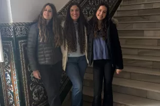 Alumnes de 4t ESO-TQE de l'assignatura de teatre a la Trobada d'Arts Escèniques i Música d'EDUCSI.