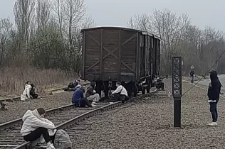 Auschwitz FP - Sant Igansi - Jesuïtes Sarrià