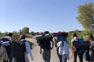 Alumnes de 4t ESO-TQE de Jesuïtes Lleida Col·legi Claver participant en un recés a Verdú en el marc del programa OVE, juntament amb pastoral