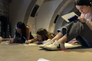 Alumnes de 4t ESO-TQE de Jesuïtes Lleida Col·legi Claver participant en un recés a Verdú en el marc del programa OVE, juntament amb pastoral