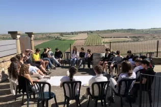 Alumnes de 4t ESO-TQE de Jesuïtes Lleida Col·legi Claver participant en un recés a Verdú en el marc del programa OVE, juntament amb pastoral