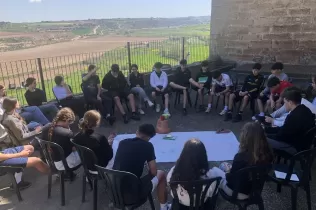 Alumnes de 4t ESO-TQE de Jesuïtes Lleida Col·legi Claver participant en un recés a Verdú en el marc del programa OVE, juntament amb pastoral