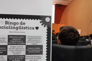 Bingo de conceptes per tancar la xerrada de sociolingüística a la UdL a l'alumnat de 2n de Batxillerat del Col·legi Claver sobre les PAU