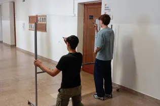 Alumnes de la matèria de dibuix tècnic de 1r BAT de Jesuïtes Lleida Col·legi Claver realitzant activitats del programa "Arquitectura a les aules" del Col·legi d'Arquitectes de Catalunya