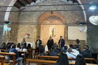 Grau Superior Bellvitge Recés espiritual