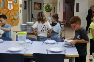 Alumnes de 2n de la PIN de Jesuïtes Lleida durant les convivències a La Manreana, a Cambrils