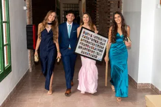 Alumnes de 2n Batxillerat durant la celebració de les Orles de la generació del 2007