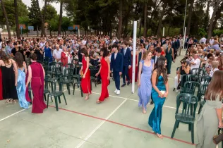 Alumnes de 2n Batxillerat durant la celebració de les Orles de la generació del 2007