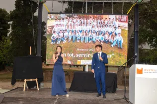 Alumnes de 2n Batxillerat durant la celebració de les Orles de la generació del 2007