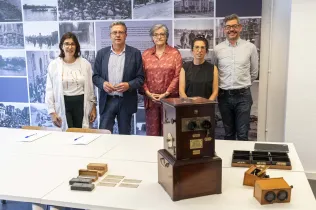 Acte oficial de donació a l'IEI del fons de Manuel Herrera i Ges per part del Col·legi Claver