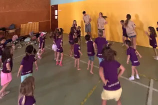 Alumnes d'infantil i primària de Jesuïtes Lleida participant de les activitats durant el període de vacances de l'Estiu Claver