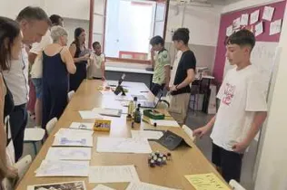 Alumnes de la NEI en la Mostra CREA