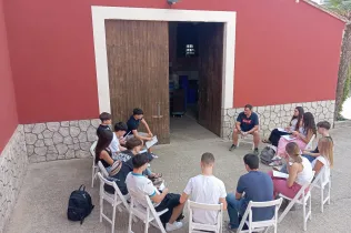 Inici de curs de l'alumnat de 2n BAT de Jesuïtes Lleida amb una jornada d'acollida a la Finca Divina Pastora de Balaguer.