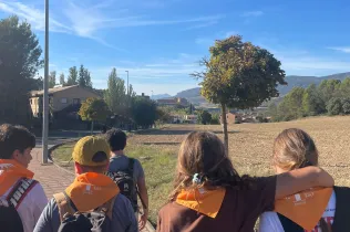 Alumnes de 1r ESO-NEI de Jesuïtes Lleida Col·legi Claver durant el peregrinatge al castell santuari de Xavier (Navarra)