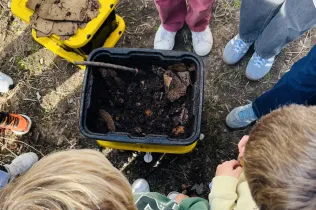Aula de Natura_mopi_nei_Sant Ignasi-Jesuites sarrià