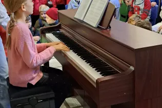 Sta Cecilia PIN NEI Sant Ignasi