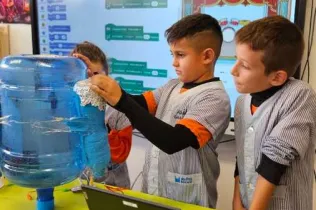 Creativitat i tecnologia en mans de l’alumnat de Jesuïtes Bellvitge.