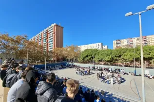 L'alumnat de Jesuïtes Bellvitge gaudeix d'una activitat musical en motiu de Santa Cecília.