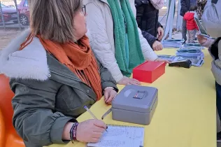 Voluntàriesvenent entrades al Pessebre Vivent del Claver 2025